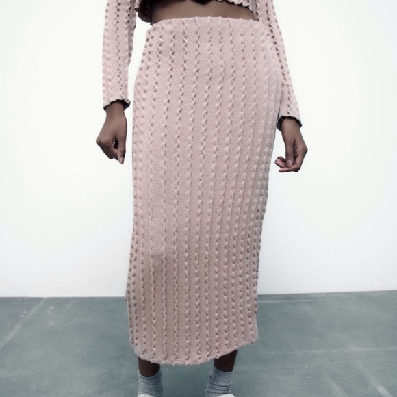 ZARA RIBBED MIDI SKIRT - Picture 3 of 7